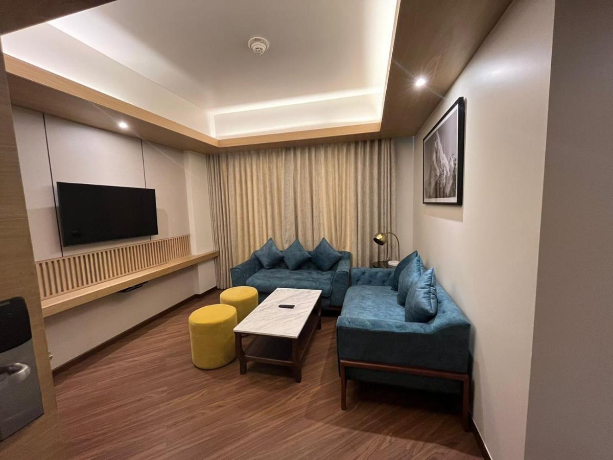 Ramada Encore By Wyndham Siliguri Sevoke Road Εξωτερικό φωτογραφία