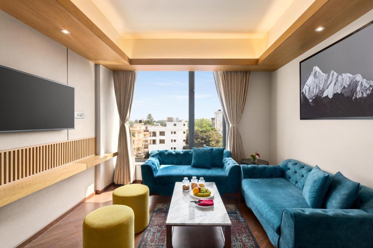 Ramada Encore By Wyndham Siliguri Sevoke Road Εξωτερικό φωτογραφία