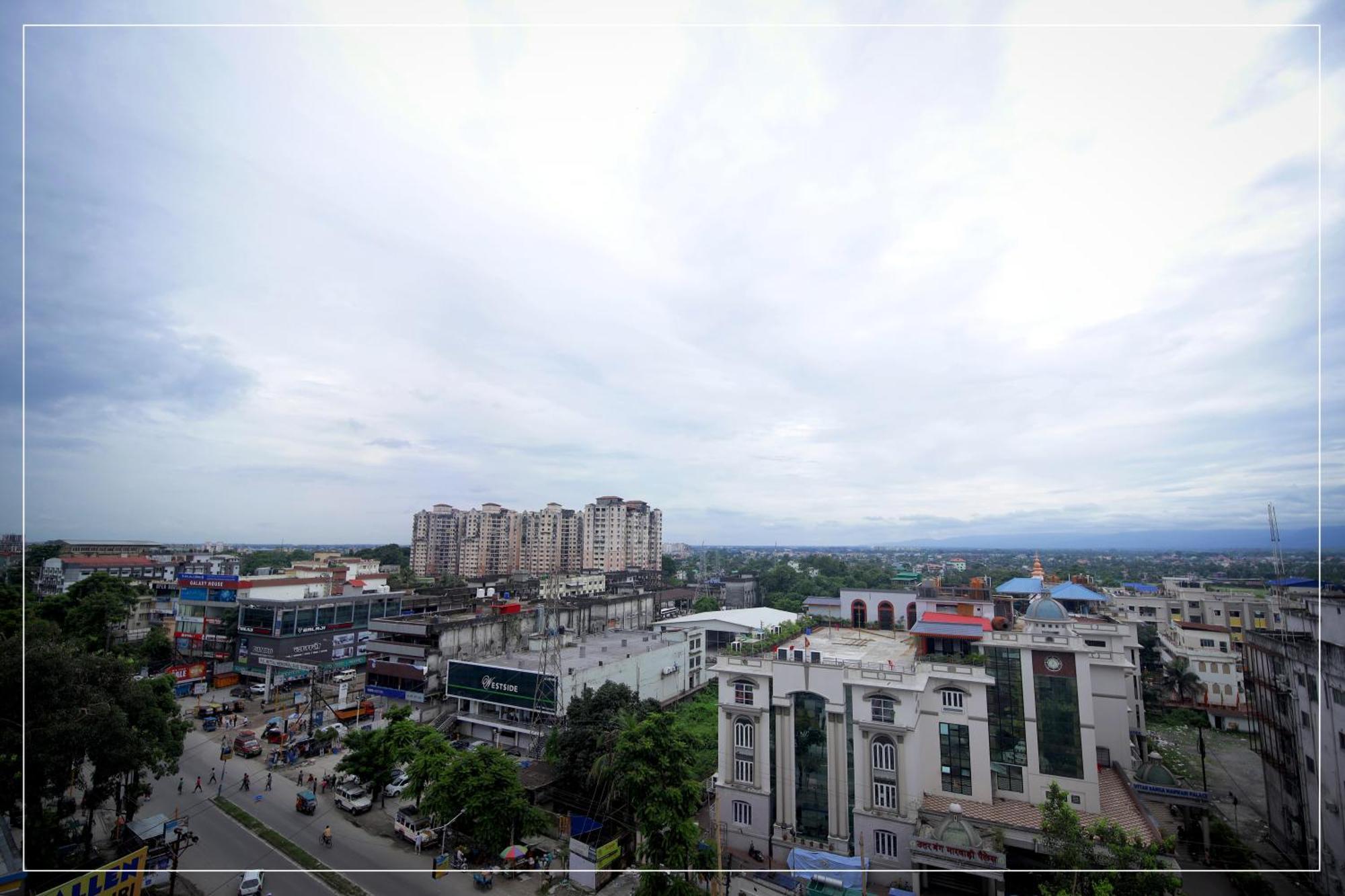 Ramada Encore By Wyndham Siliguri Sevoke Road Εξωτερικό φωτογραφία