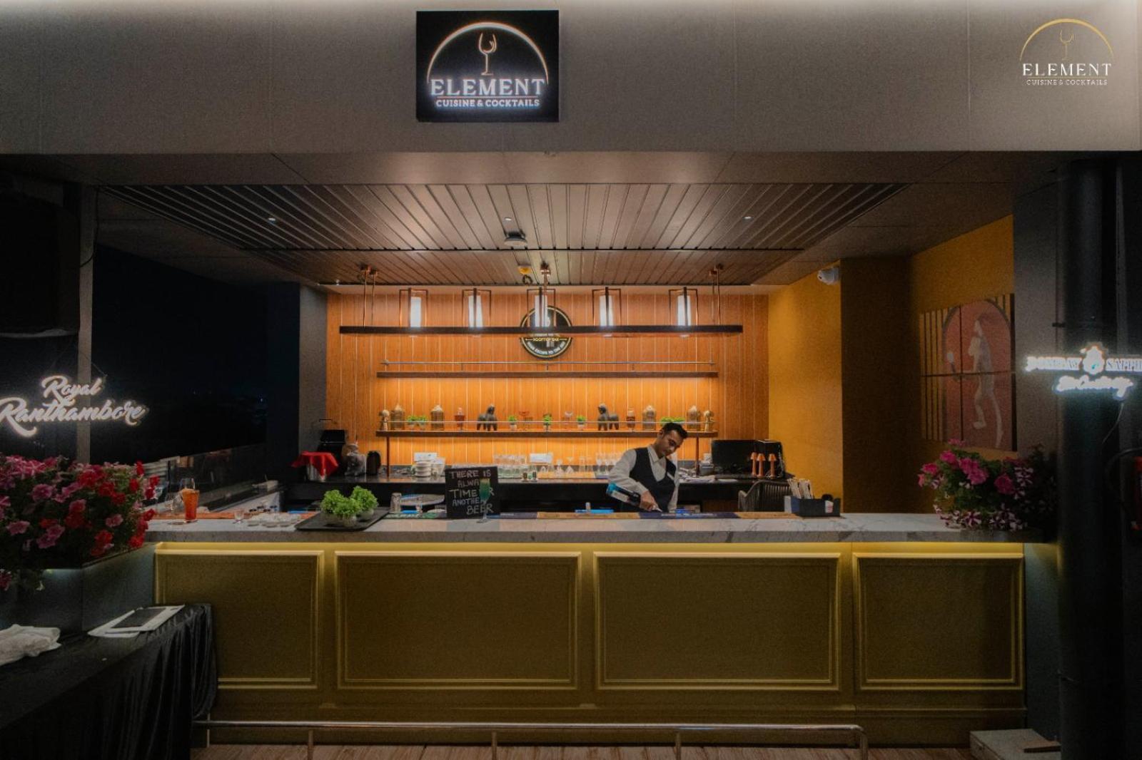 Ramada Encore By Wyndham Siliguri Sevoke Road Εξωτερικό φωτογραφία